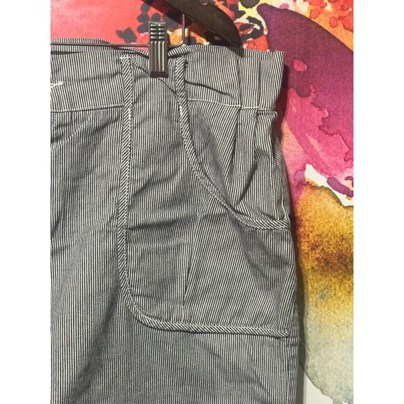 Allen B. by Allen Schwartz pinstriped Paper Bag Shorts - Linen Like Feel - SZ 16 - Picture 2 of 4